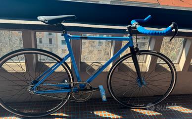 Bici scatto fisso