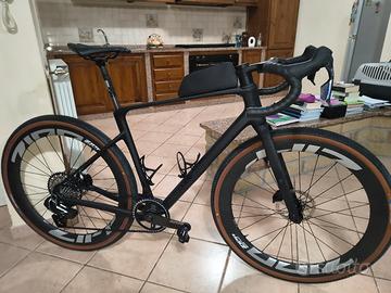Cube Nuroad gravel