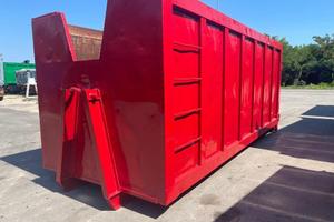CONTAINER SCARRABILE USATO A CIELO APERTO