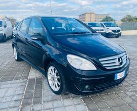 Mercedes B 150 GPL neopatentati