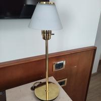 lampada da tavolo oro e vetro