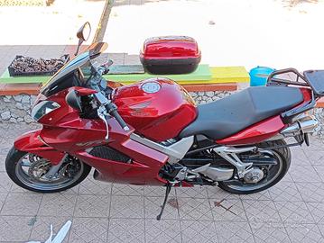 Honda VFR 800 Vtec