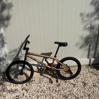 Bmx gialla