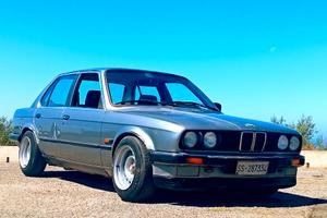 Bmw 318i e30