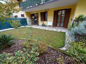 Recente appartamento trilocale con giardino