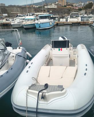 gommone bwa 6,80 