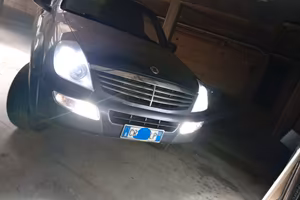REXTON 270 XDI PREMIUM CAMBIO AUT REV. GOMME NUOVE