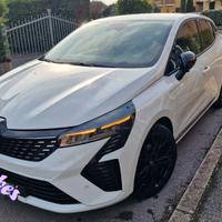 Renault clio gpl techno + doppio treno di gomme 