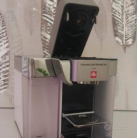 macchina del caffè Illy Y5 