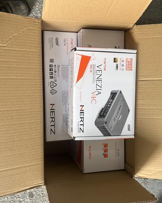 Amplificatore hertz marino