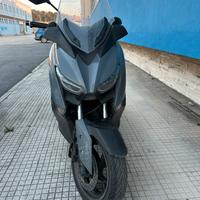 Yamaha Xmax 300 tech max