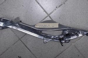 Supporto pedana passeggero dx yamaha tdm 900 '06