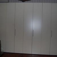 Armadio stagionale color panna