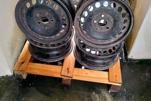 4 cerchi in ferro da 15 