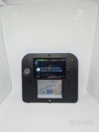 Console Nintendo 2Ds funzionante + caricatore 