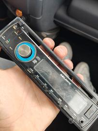 Stereo auto MAJESTIC SCD 645BT mp3 USB AX