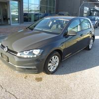 VOLKSWAGEN Golf 1.0 TSI 85 CV 5p. Limited / OK N