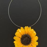 Gioielli fatti a mano con resina