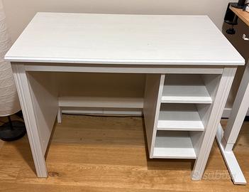 Scrivania Ikea Brusali