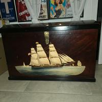 Baule in legno dipinto a mano – R. Simonetto