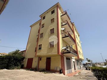 MAGAZZINO A CORIGLIANO-ROSSANO
