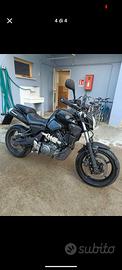moto mt03 anno 2011