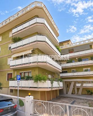 ATTICO ESCLUSIVO CON TERRAZZO PANORAMICO !!!