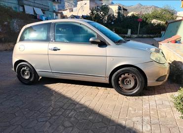 Lancia ypsilon 1.3 multijet