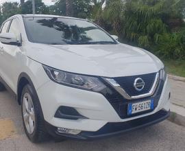 Nissan Qashqai 1.5 dCi 115 CV N-Connecta"Document
