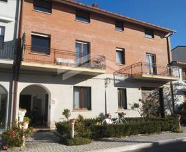 Casa singola con giardino a Castelbottaccio