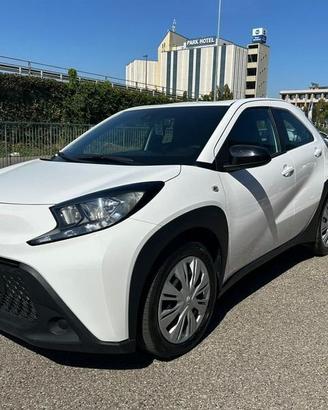 Toyota Aygo X 1.0B (72 CV) Active S-CVT