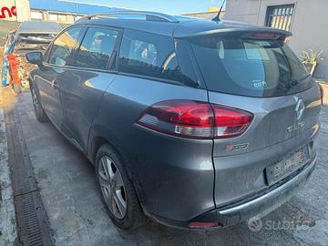 Ricambi Renault Clio 4 anno 2015 station wagon