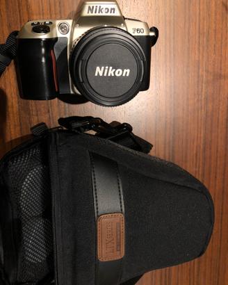 NIKON F-60S+obiettivo 35-80mm+tracolla imbott