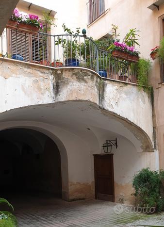 Palazzo Ajroldi del 700' ala per Hotel Boutique