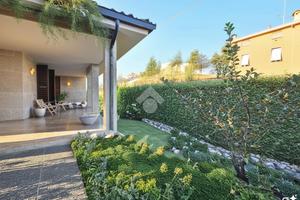 BIFAMILIARE A MEDESANO