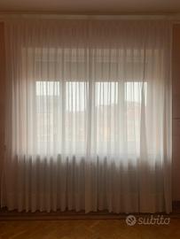 Due tende 120 l x 260 h cm, tessuto misto, bianco