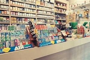 Tabaccheria in strada trafficata