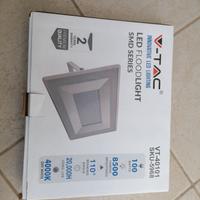 Faro a led grande 100 w