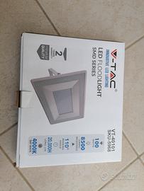 Faro a led grande 100 w