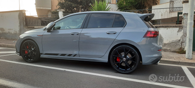 Golf 8 gti clubsport 300 cv