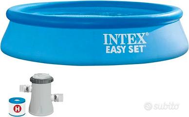 piscina esterna forma circolare