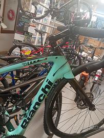 Bianchi Oltre XR3 Ultegra