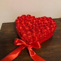 Cuscino di Rose Finte