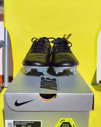 Scarpe calcio Nike 