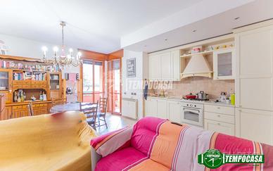 LUMINOSO TRILOCALE IN ZONA CENTRALE A MAGENTA!