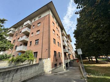 Box / Garage di 23 m² a Bologna