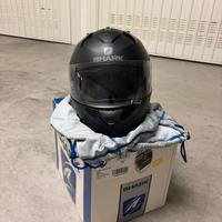 Casco Shark