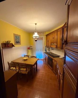 Trilocale in contesto condominiale