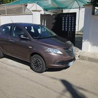 Utilitaria Lancia Ypsilon 2016  1000 hybrid
