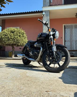 Royal Enfield Super Meteor 650 – Pari al nuovo
